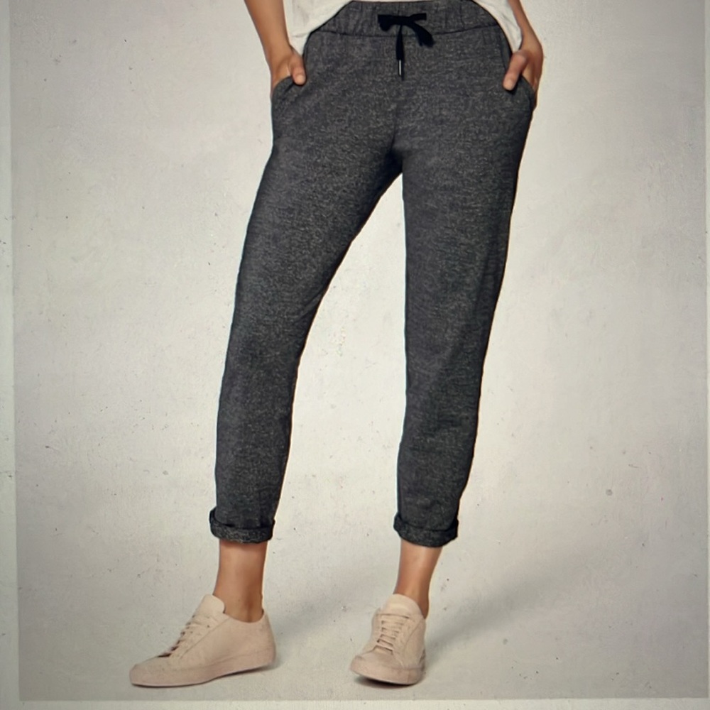 🍋Lululemon On The Fly Pant *28”